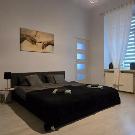 W Sercu Parku 2 *